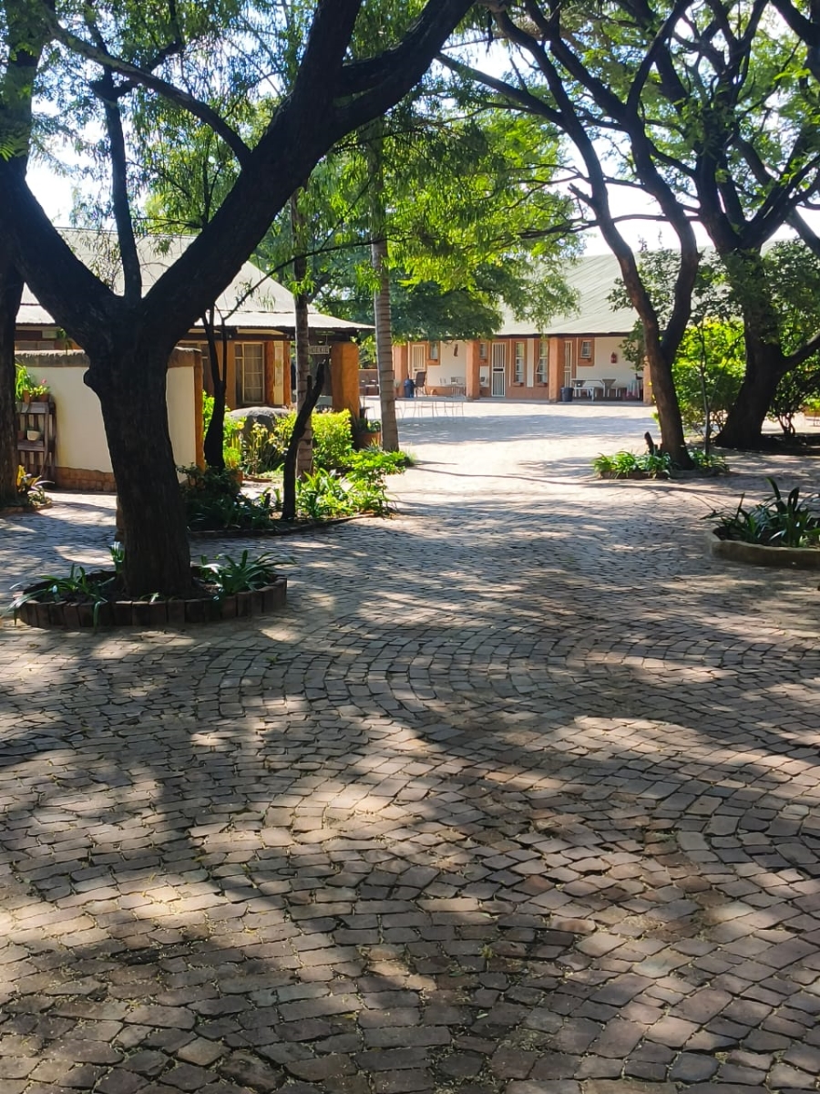 Commercial Property for Sale in Hartbeesfontein North West